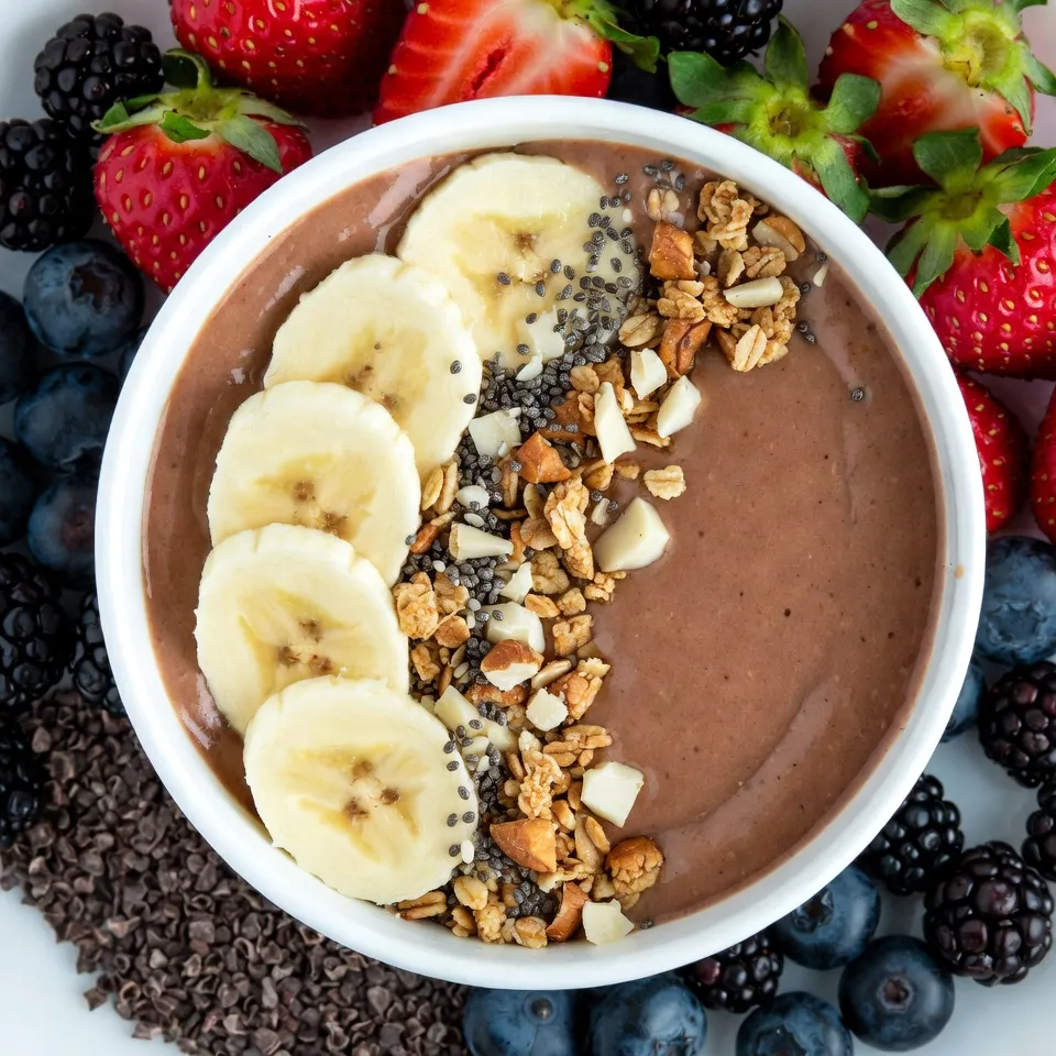 Chocolate Peanut Butter Banana Smoothie Bowl Delight